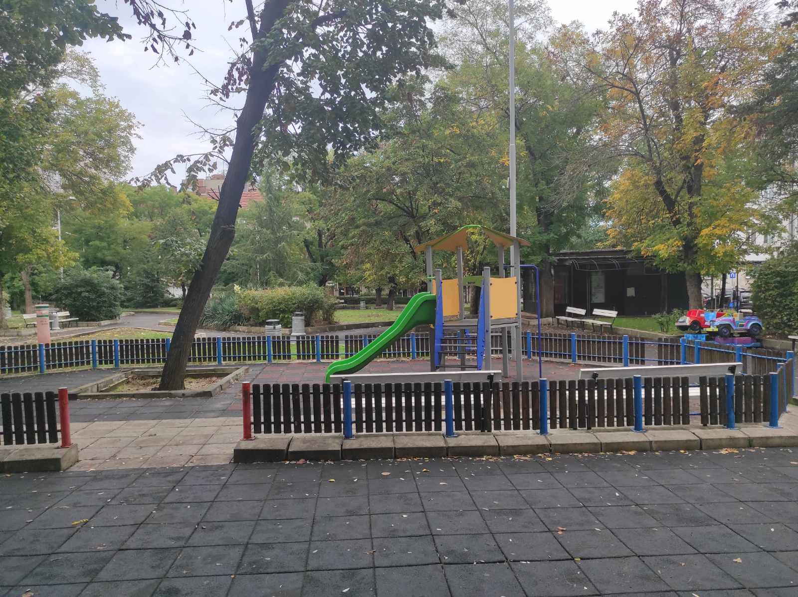 Детска площадка