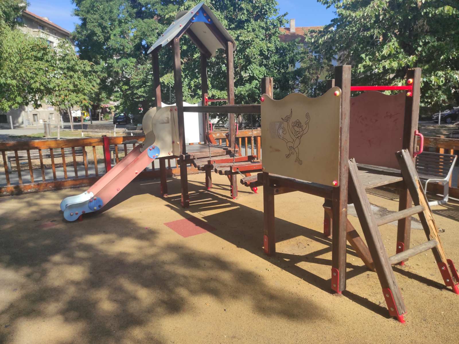 Детска площадка