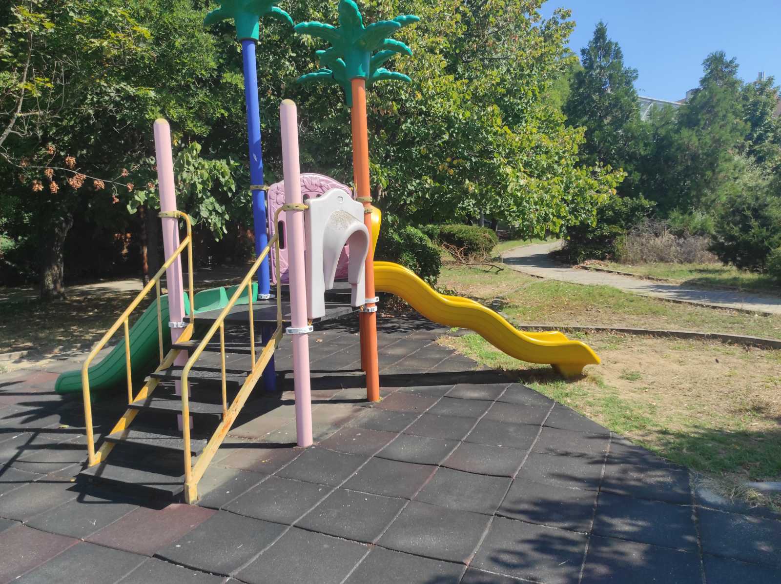 Детска площадка