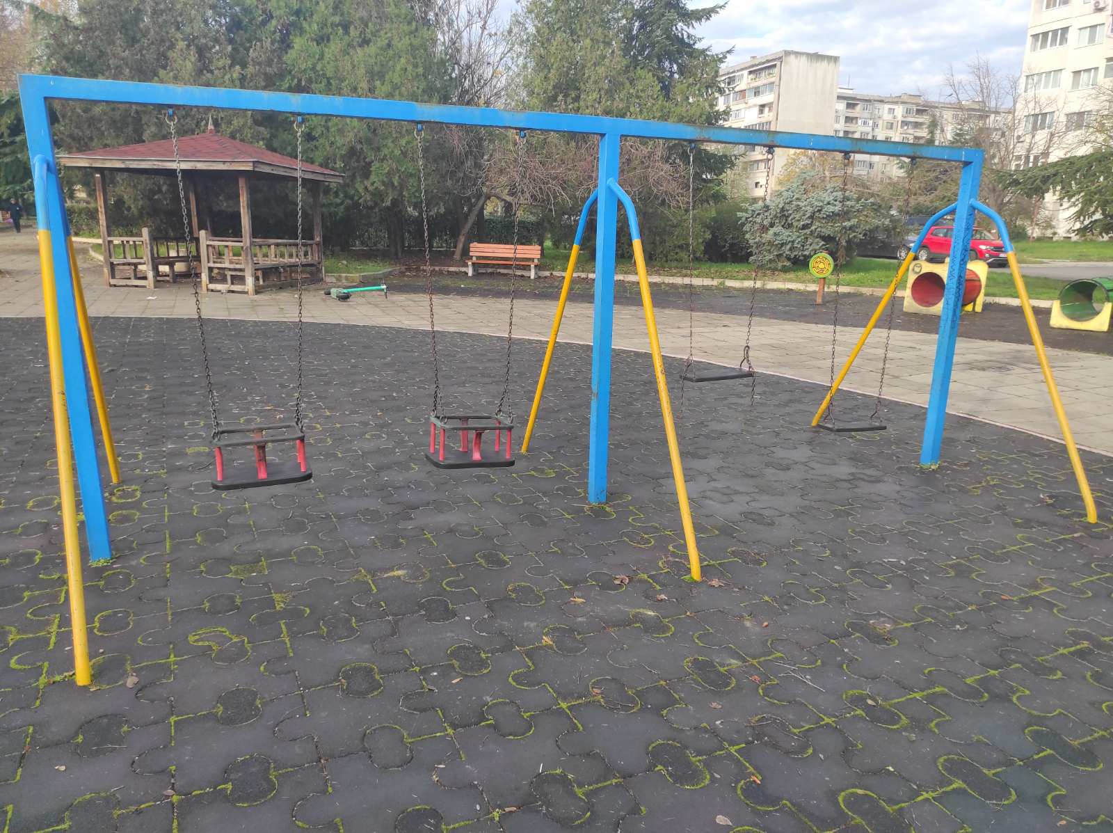 Детска площадка