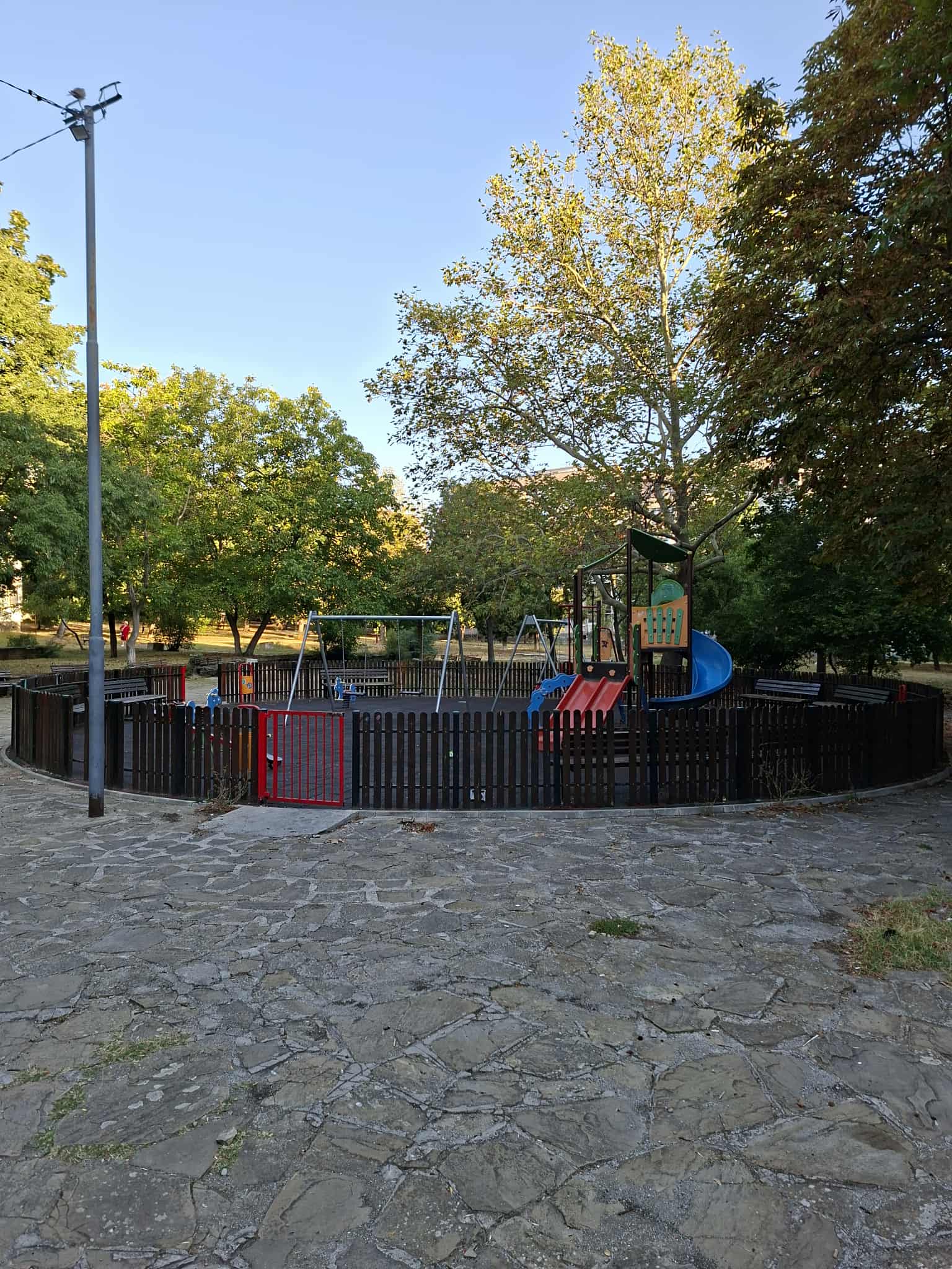 Детска площадка