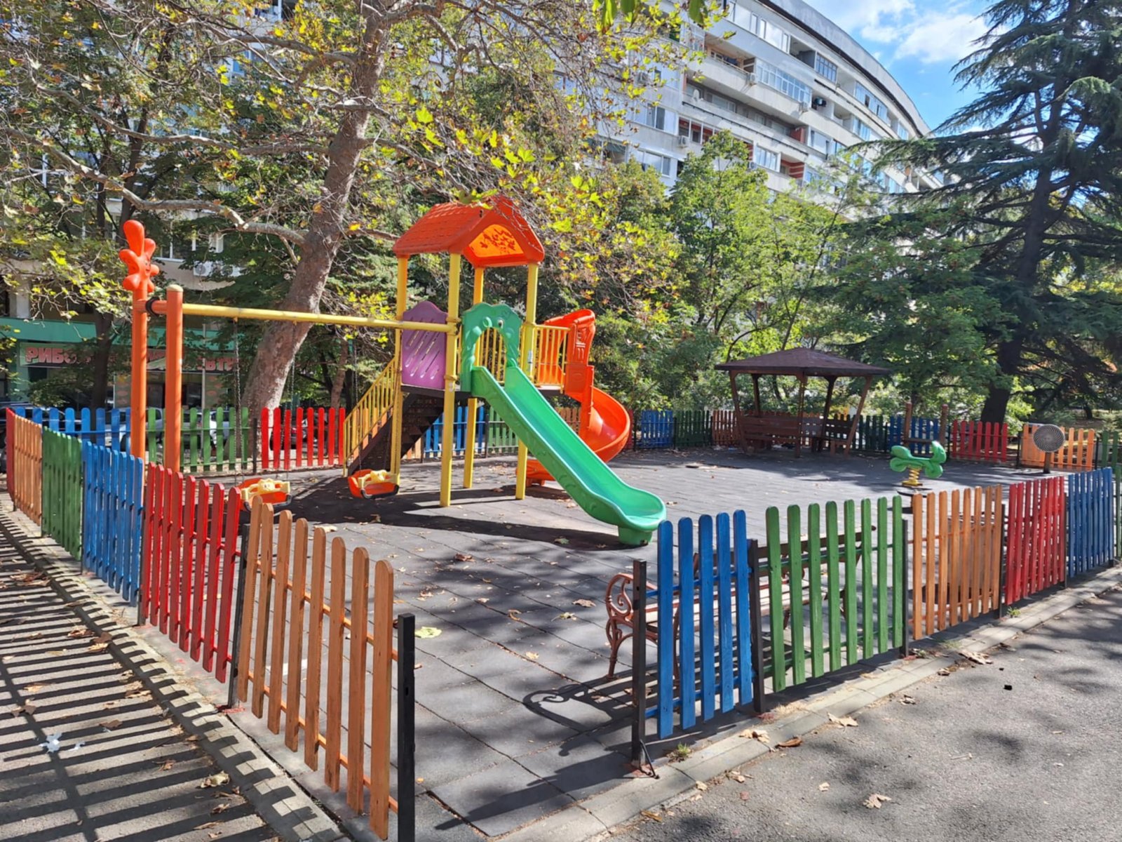 Детска площадка