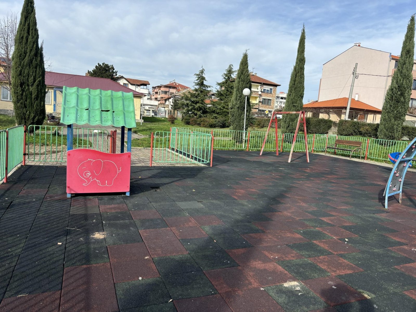 Детска площадка