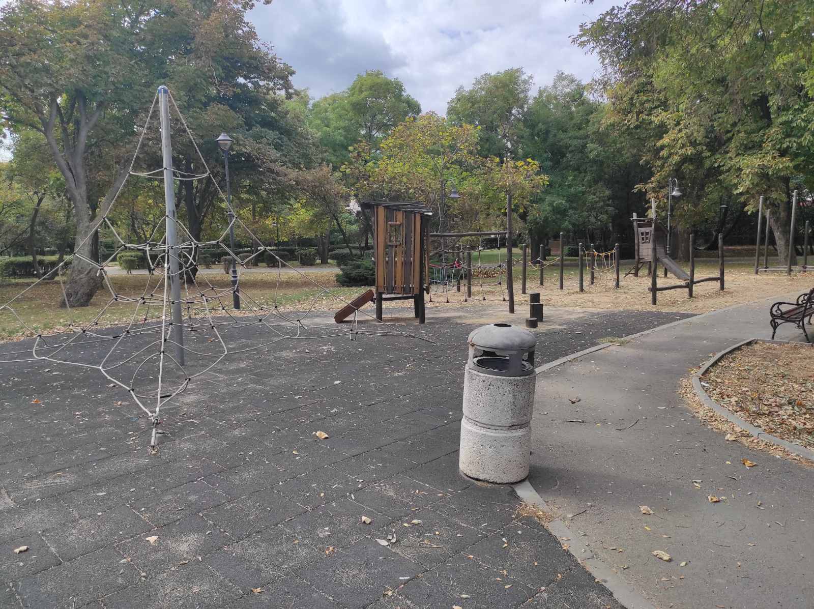 Детска площадка