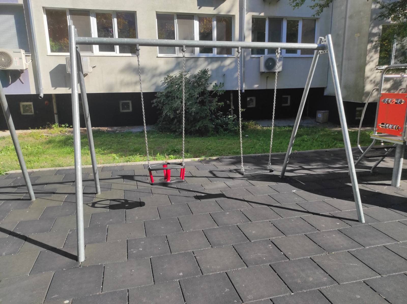 Детска площадка