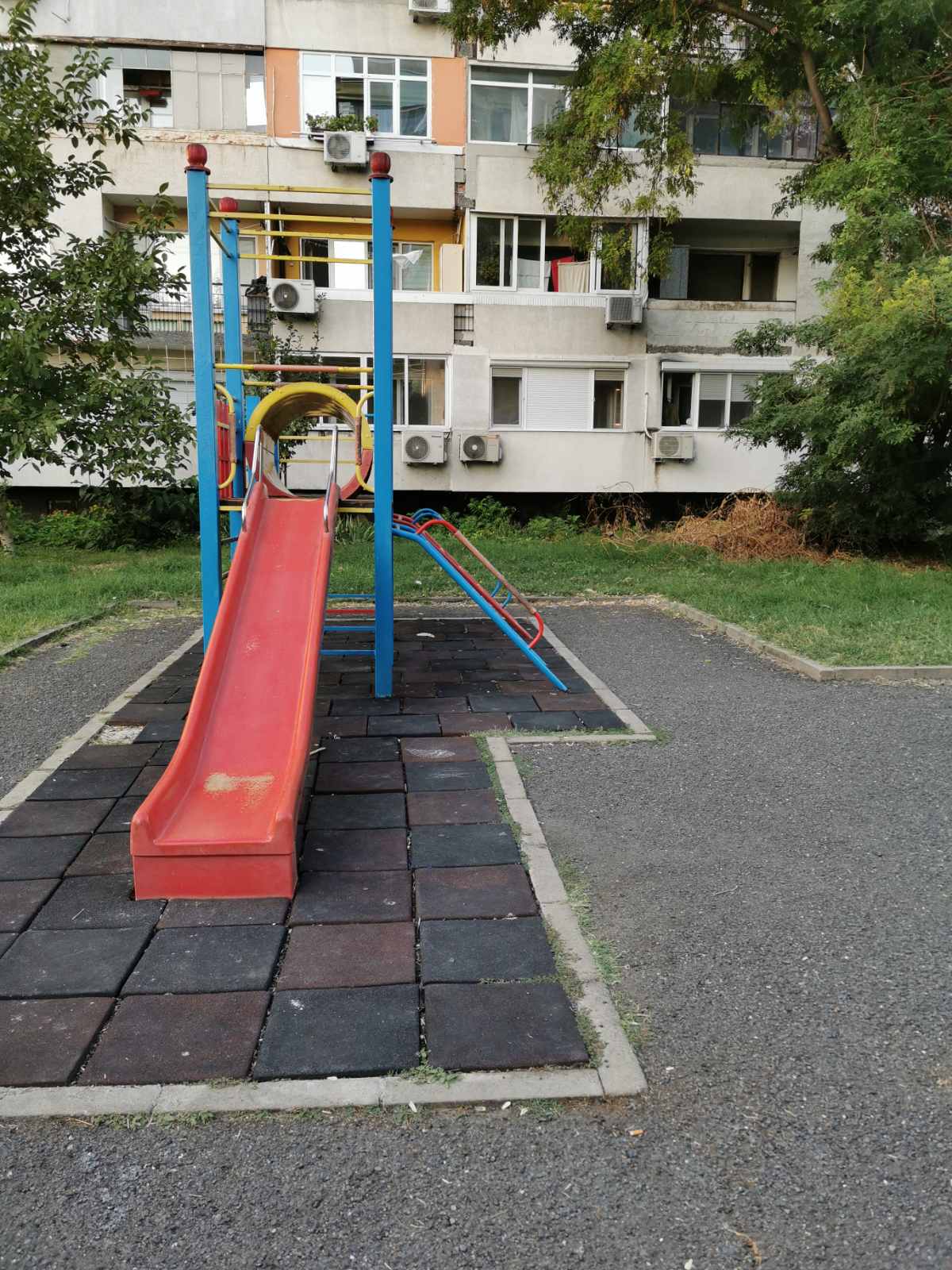Детска площадка