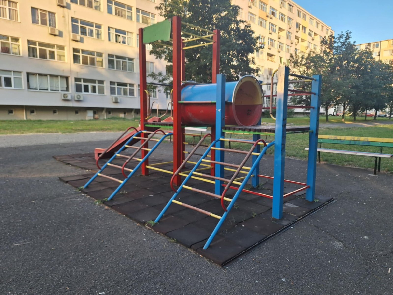 Детска площадка