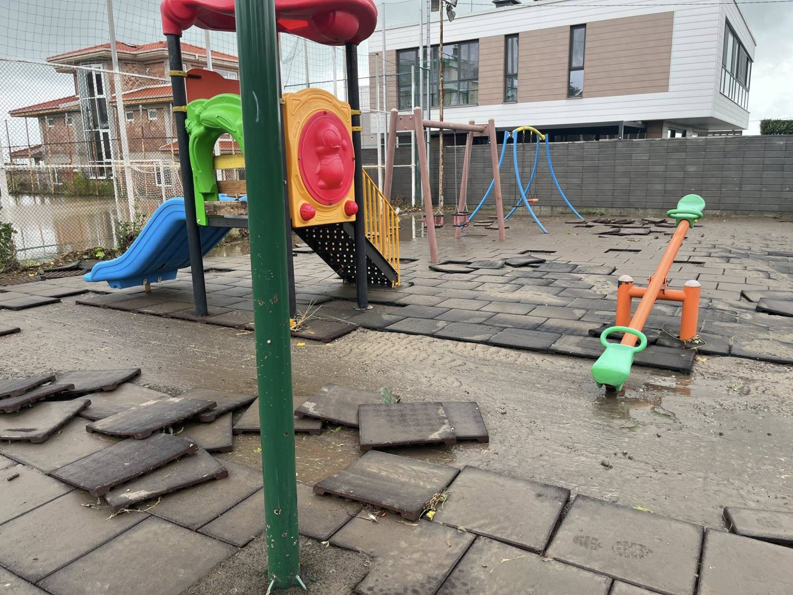 Детска площадка