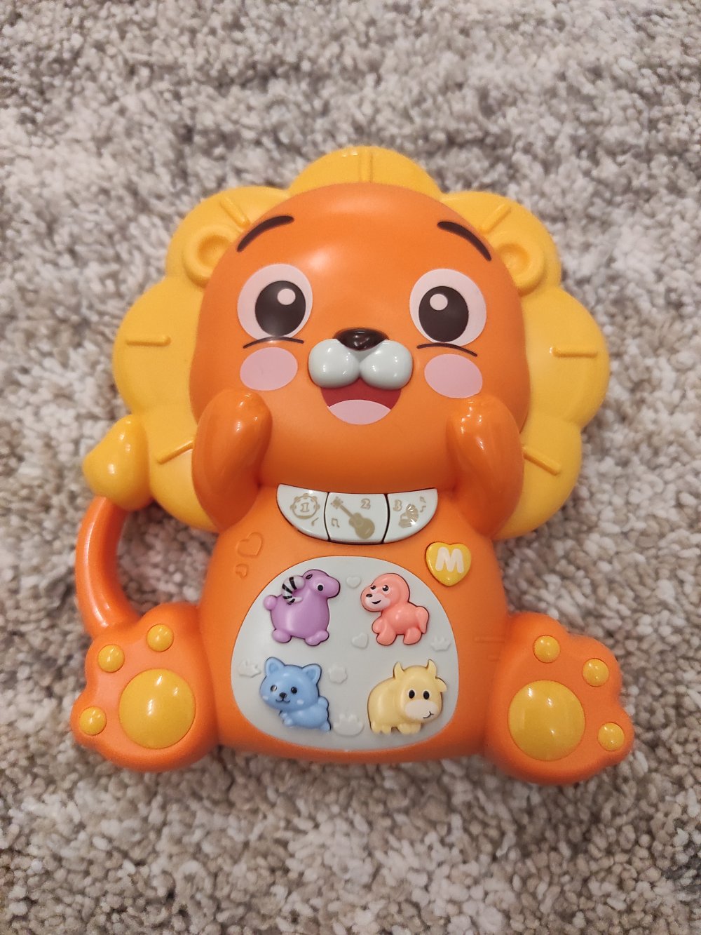 Светещ музикален лъв